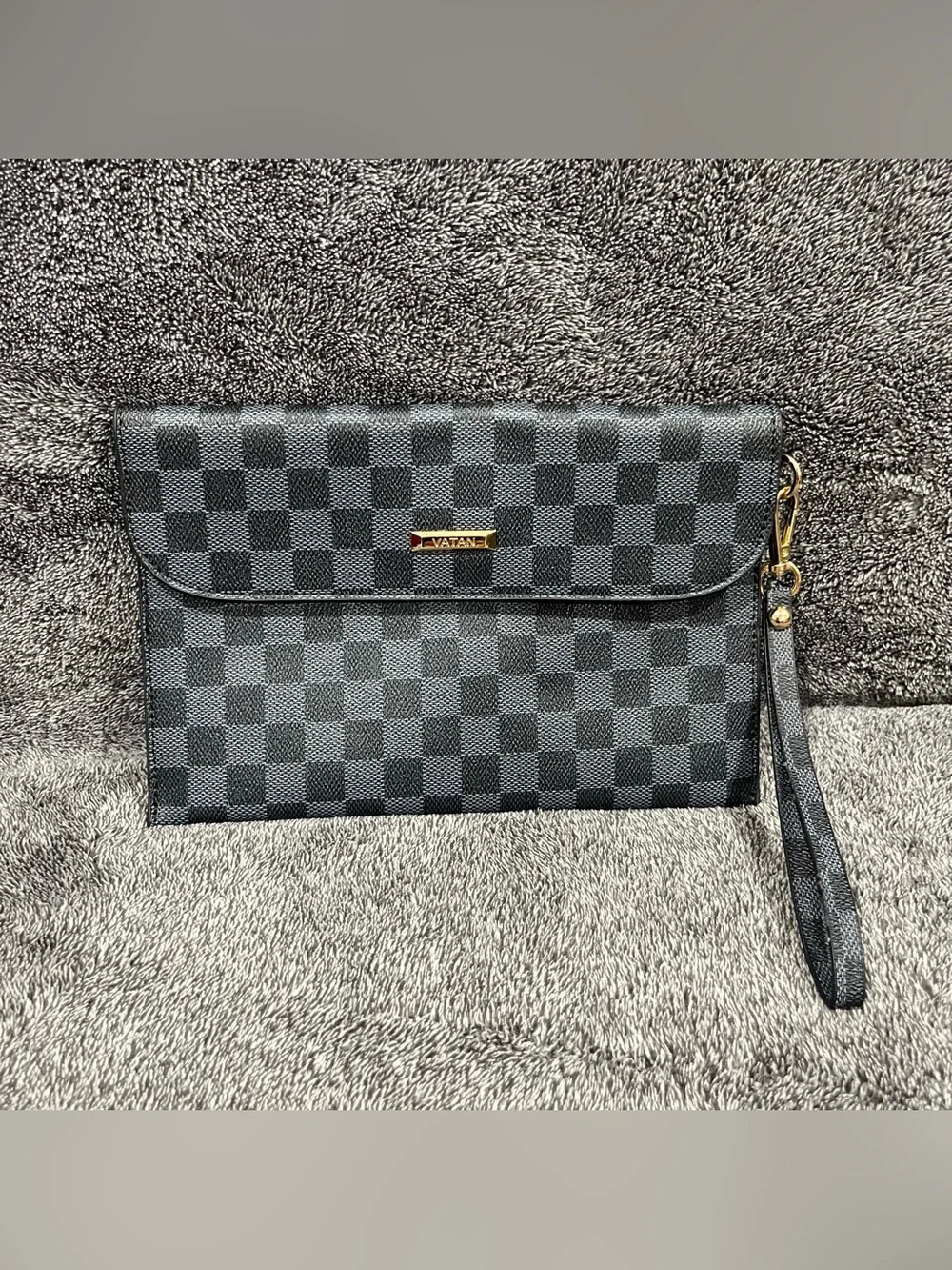 Like new❗️Vatan checkered clutch wallet with wrist strap
